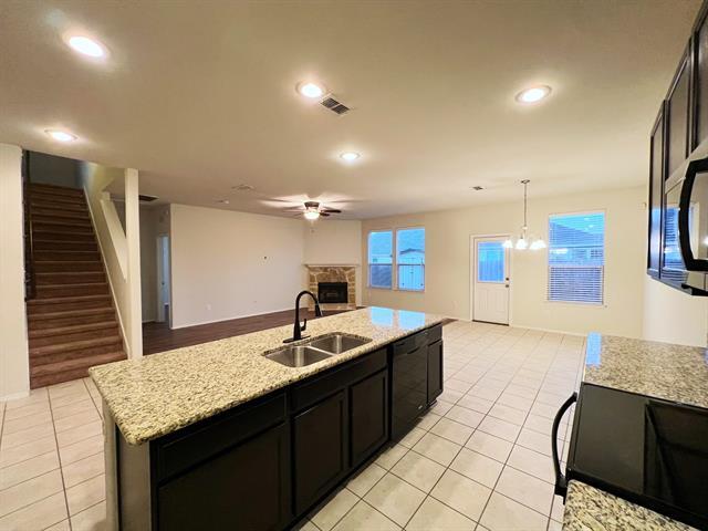 Building Photo - 2433 Gelbray Pl