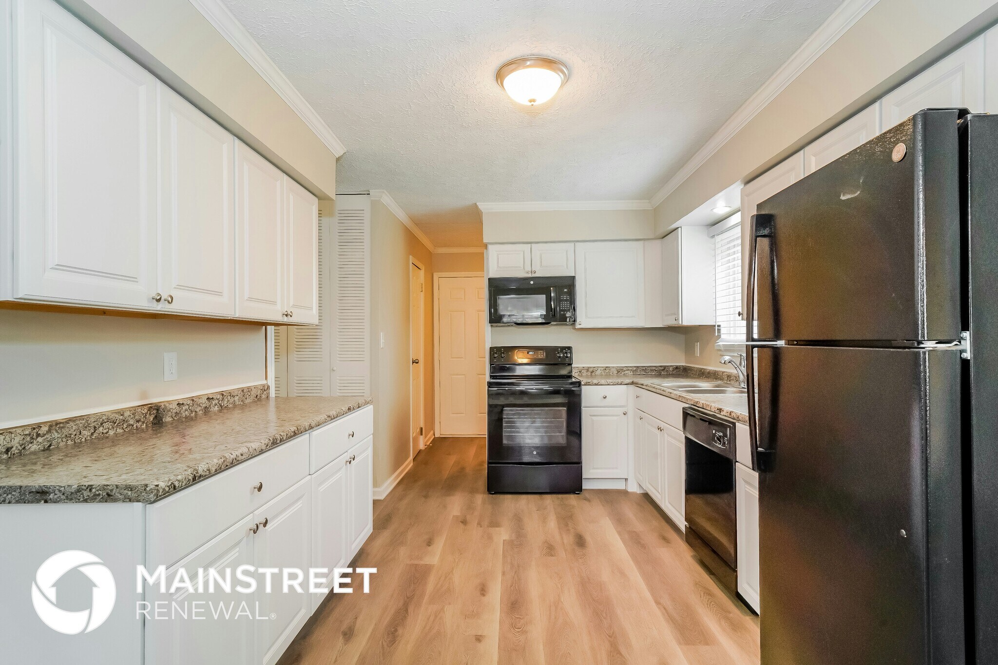Building Photo - 1290 Tanglewood Dr