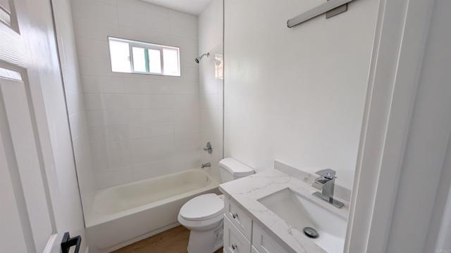 Building Photo - 1236 Buena Vista Ave