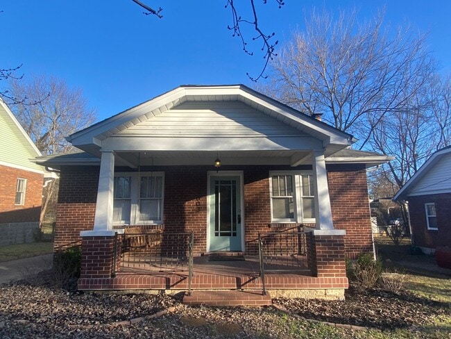 Building Photo - 1003 N 16th St