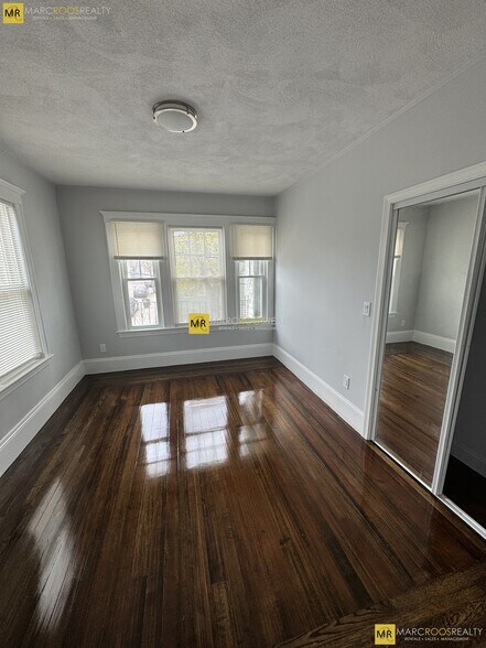 Building Photo - 14-16 Hamilton Rd