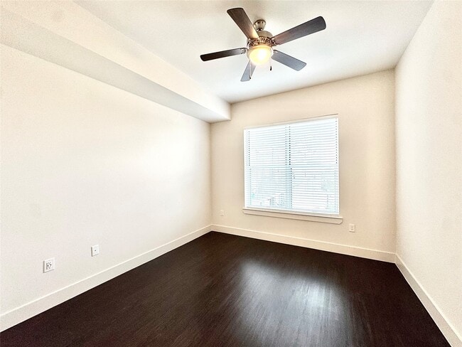 Building Photo - 3120 Smith St