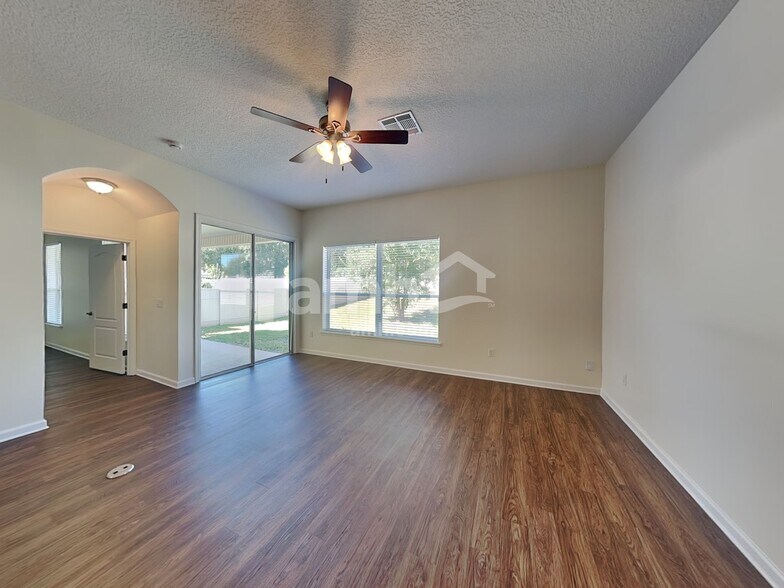 Building Photo - 2532 Creekfront Dr
