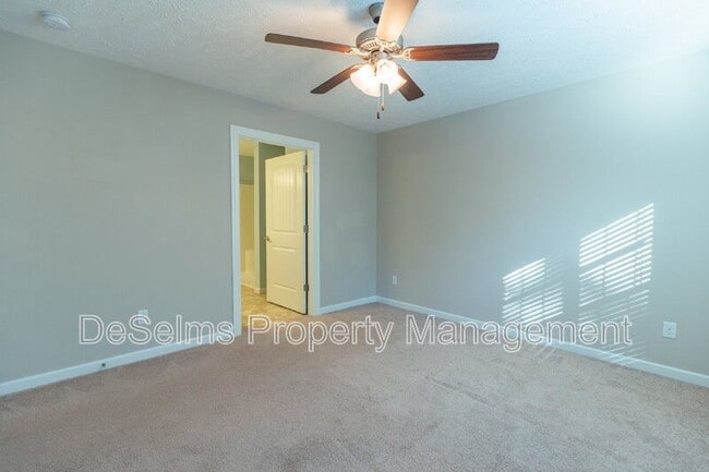 Building Photo - 1536 Passage Dr