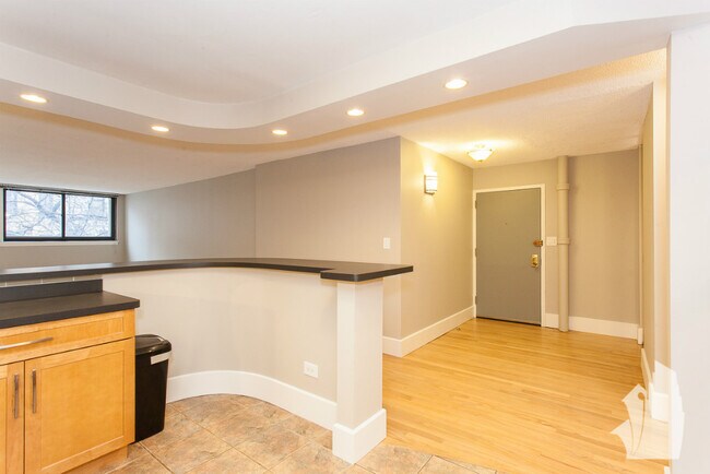 Building Photo - E Division