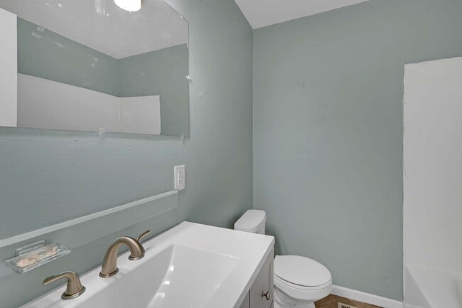 Building Photo - 7046 Bray Rd