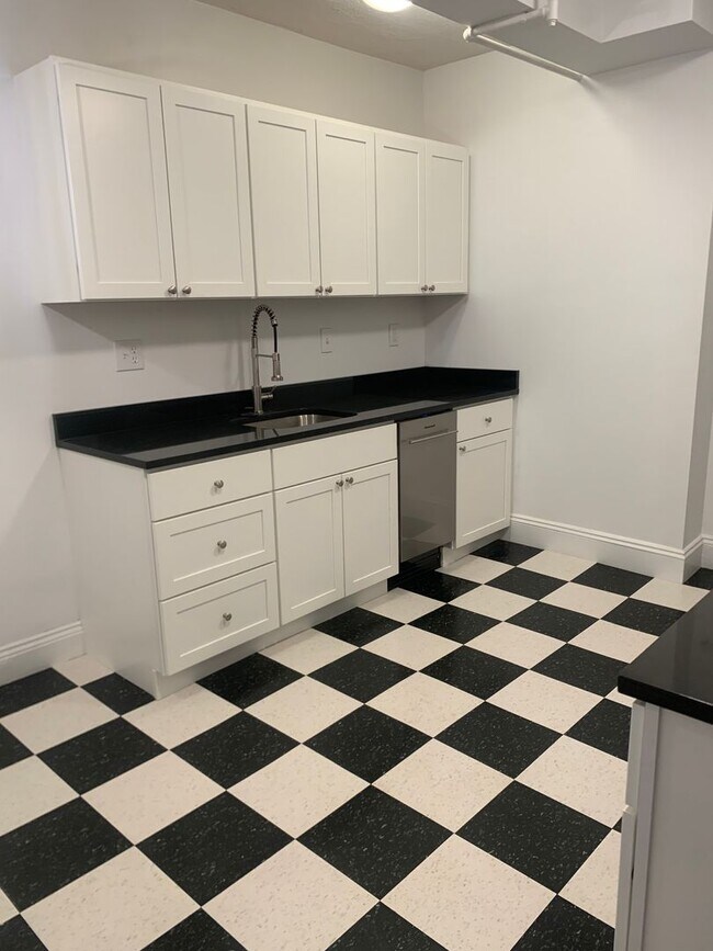 Building Photo - 122 Brainerd Rd #1 Boston MA 02134