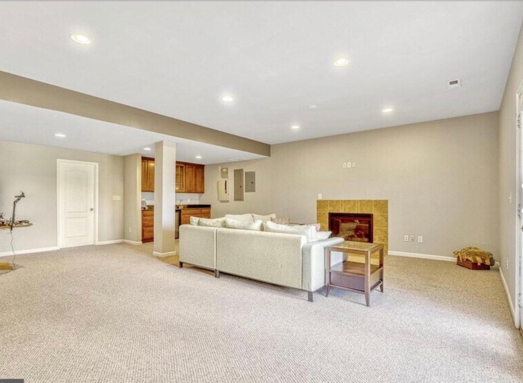Building Photo - 22374 Dolomite Hills Dr