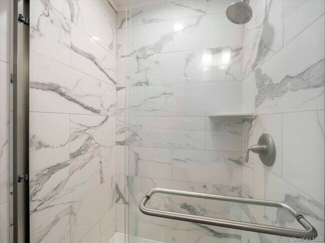 Building Photo - 5 Indian Dr