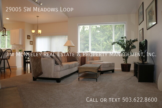 Building Photo - Highly Desirable Wilsonville Meadows Ranch...