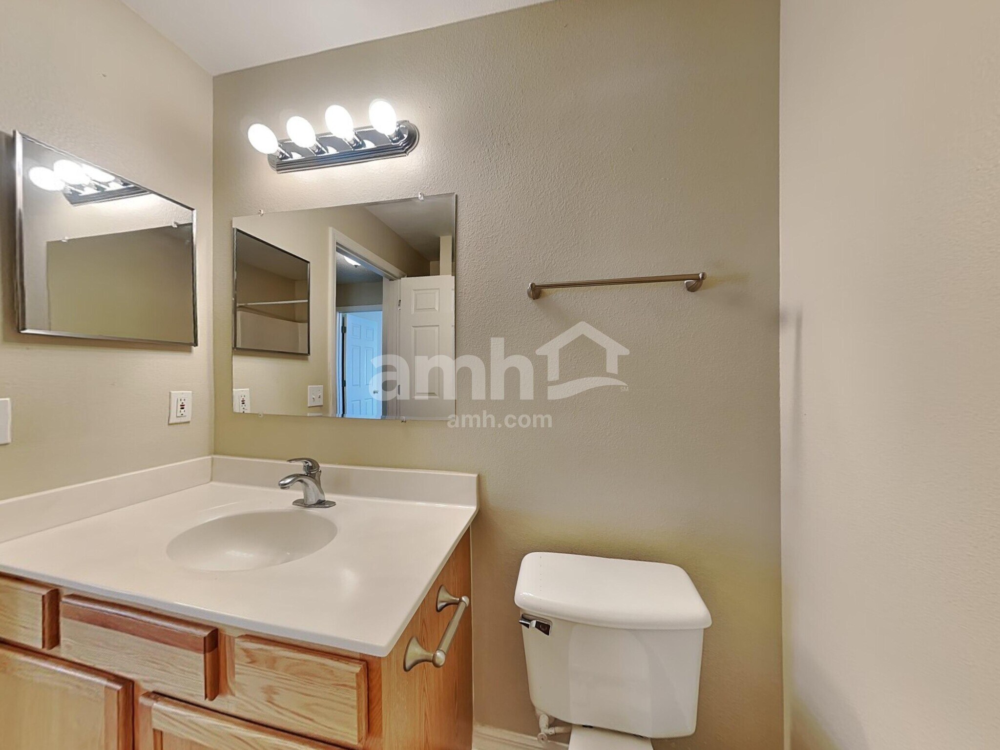 Building Photo - 11527 Ivy Flower Loop