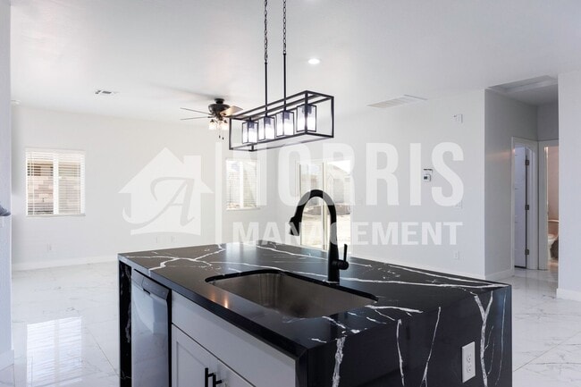 Building Photo - Beautiful Brand New Home with Block Wall