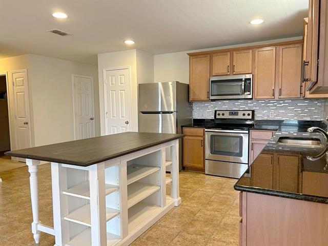 Building Photo - 3104 Manuel Creek Dr