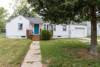 Building Photo - 1311 Paris Rd