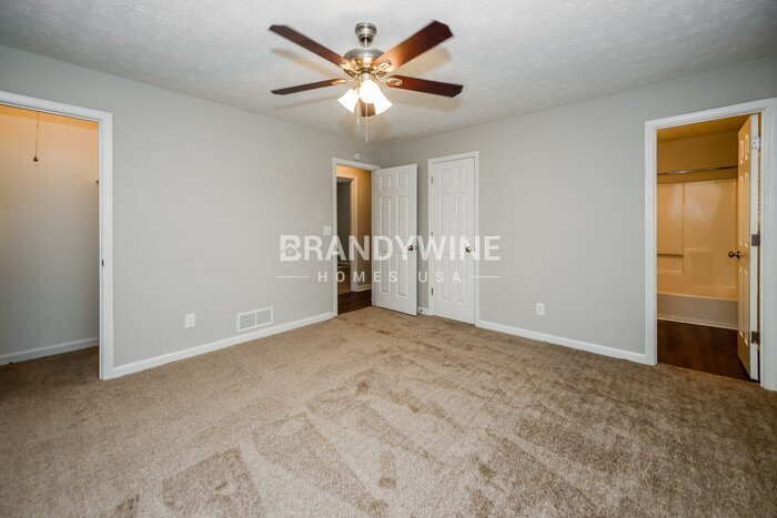 Building Photo - 95 Stone Wood Ln