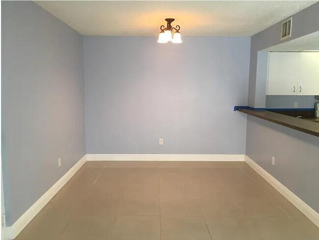 Building Photo - 18850 NW 57th Ave