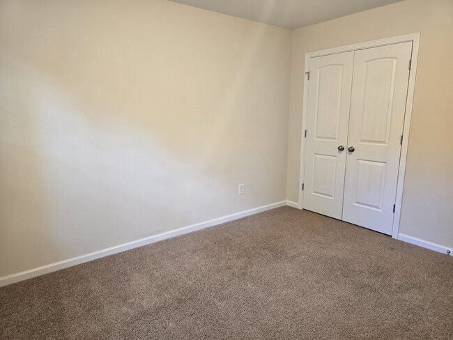 Building Photo - 3859 Copperfield Ct