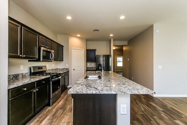 Building Photo - 4611 W Foldwing Dr