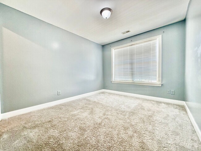 Building Photo - Spacious 3BR/2.5BA Home on Quiet Cul-de-Sac in Knightdale's Churchill Community