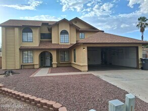 Building Photo - 9249 N Eagle Dancer Dr