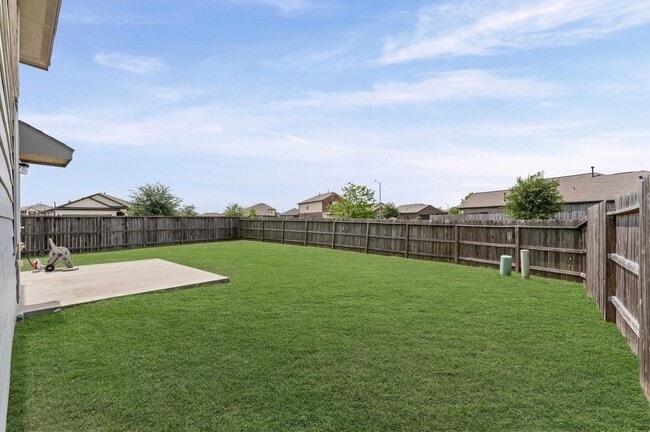 Building Photo - 26003 Amber Pearl Dr