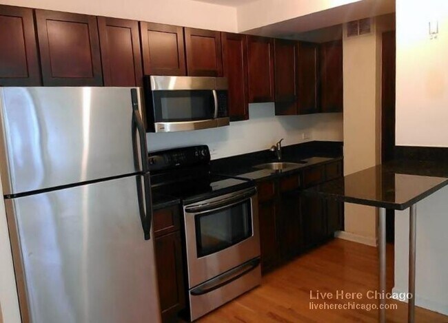 Building Photo - 4180 N Marine Dr