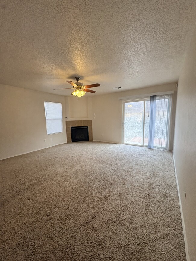 Building Photo - 1848 Gallinas Rd