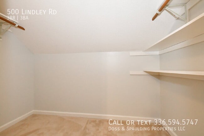 Building Photo - 500 Lindley Rd