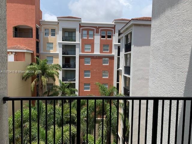 Building Photo - 17150 N Bay Rd