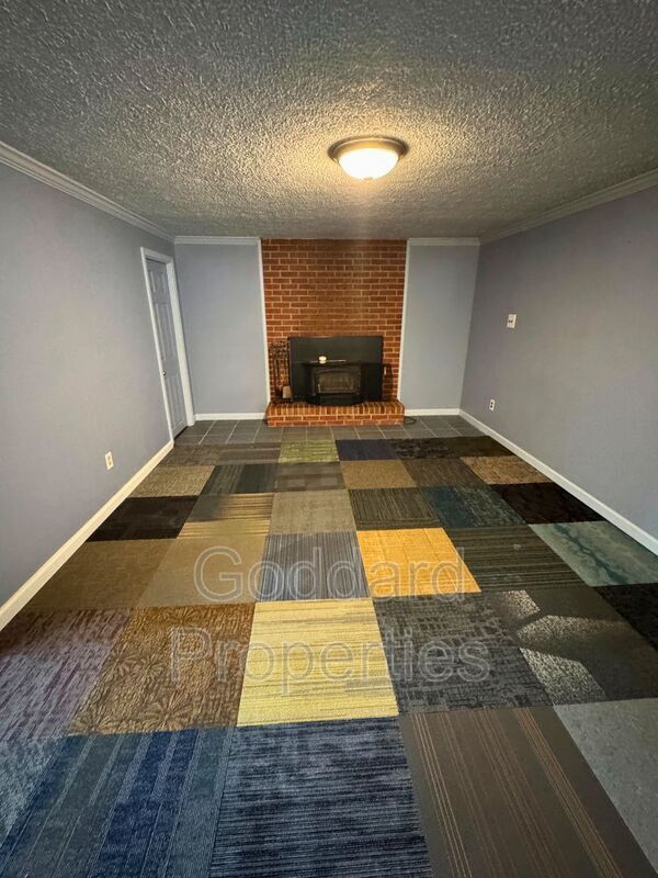 Building Photo - 4210 Haycoke Rd