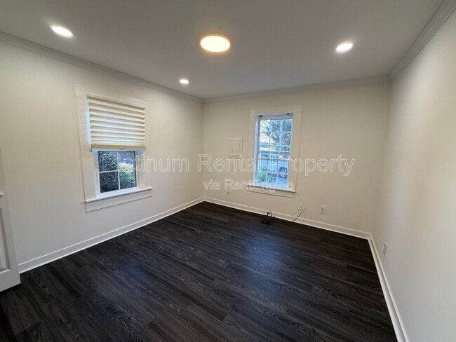 Building Photo - 329 Kelly Mill Rd