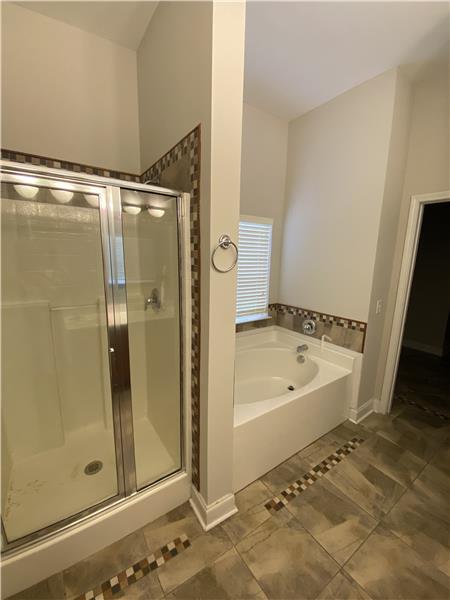 Building Photo - 104 Moonlight Trail