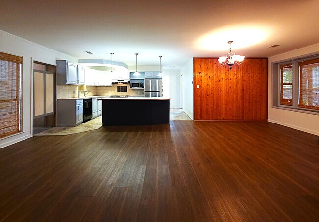 Building Photo - Breathtaking Lake View Retreat with Modern Updates!