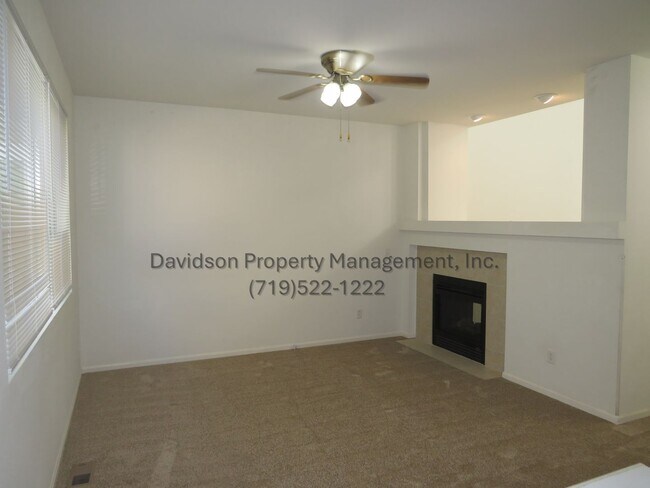 Building Photo - Beautiful 3-Bedroom House in Eastern Color...