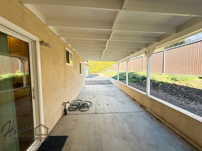 Building Photo - 641-641 Kaylyn Way