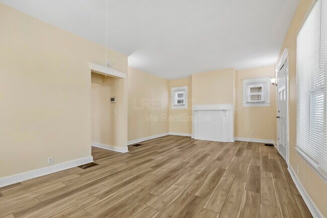 Building Photo - 1458 Beech St