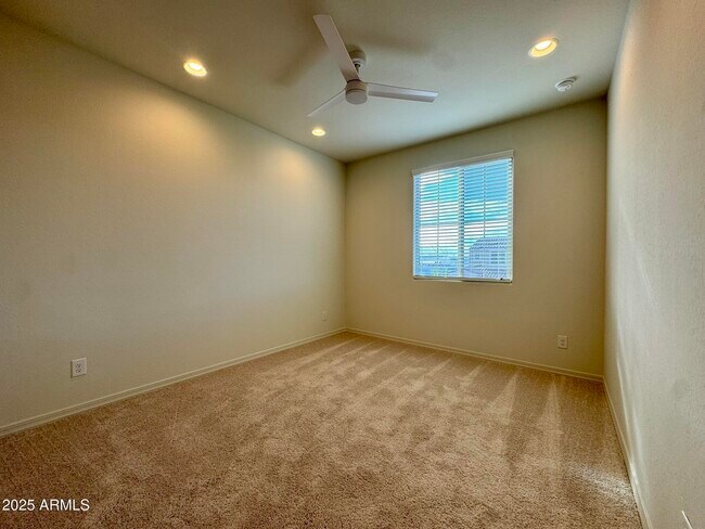 Building Photo - 17566 W San Juan Ave