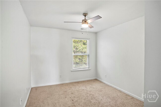 Building Photo - 106 Orchid Ct
