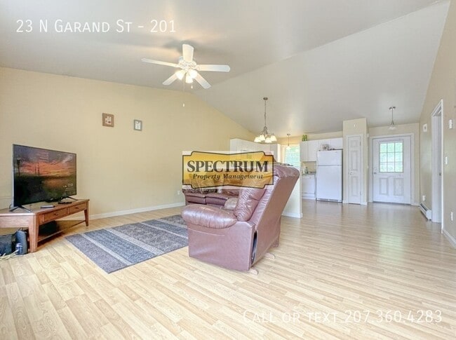 Building Photo - 23 N Garand St