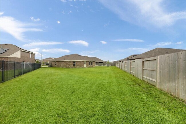 Building Photo - 1488 Twilight Grn Dr