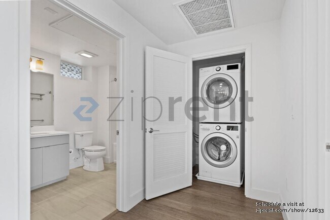 Building Photo - 3768 Capitol Ave