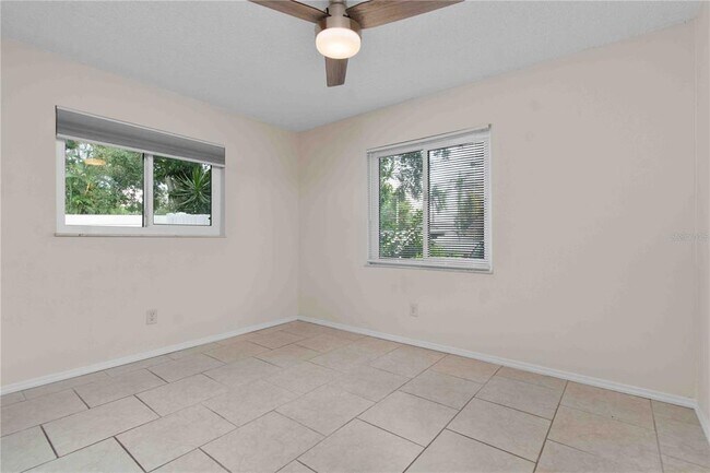 Building Photo - 6753 49th Ave N