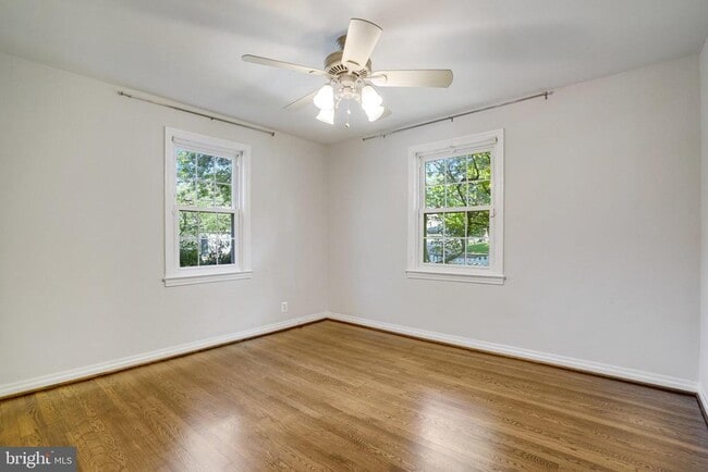 Building Photo - 740 Upland Pl
