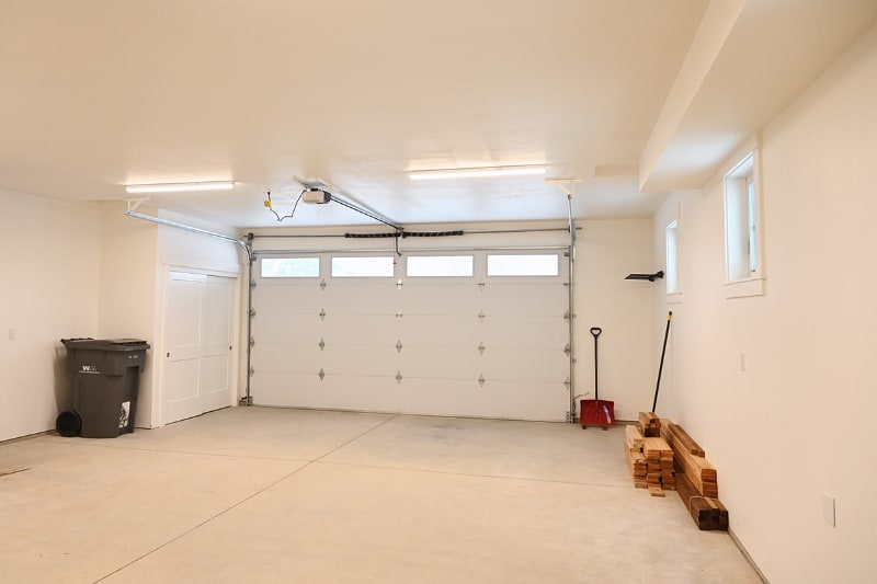 Building Photo - 180 Dustarr Ln
