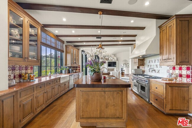 Building Photo - 361 Fordyce Rd