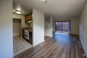 Building Photo - WALK TO VIRGINIA LAKE! UPGRADED BATHROOM