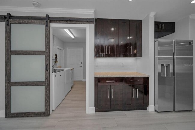 Building Photo - 1502 Cottonwood Terrace