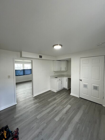 Building Photo - 19 Channing Pl