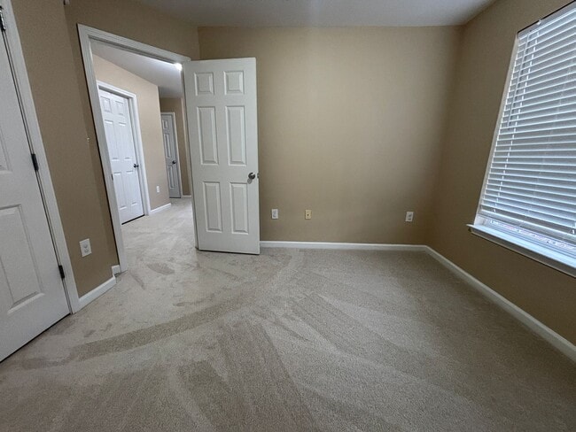Building Photo - 4465 Olyvia Place