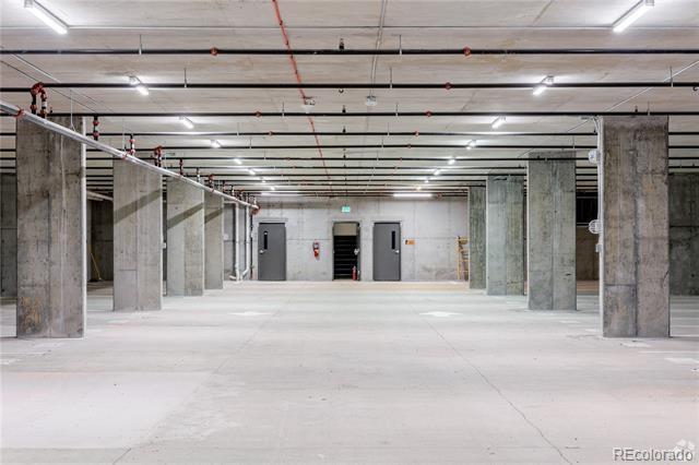 Building Photo - 2876 W 53rd Ave